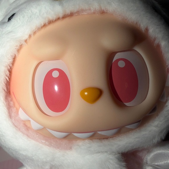 Labubu x Sanrio Characters Series vinyl plush dolls.. (HELLO KITTY) - Picture 9 of 9